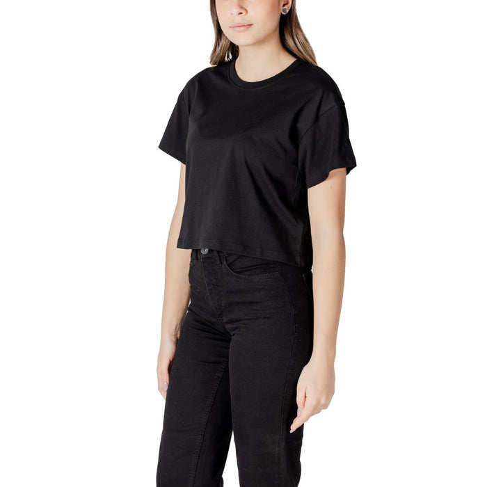 Only Black Organic Cotton Tops & T-Shirt